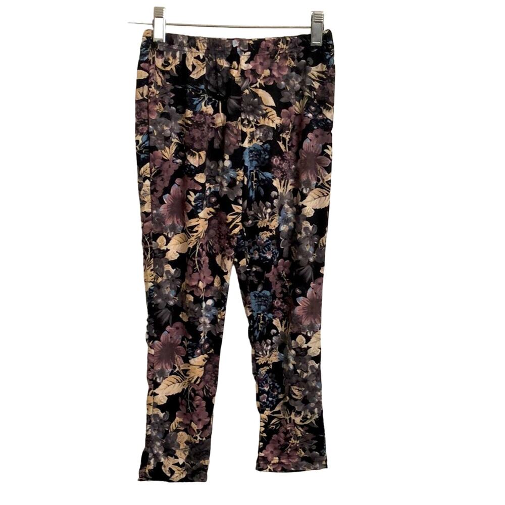 Denim-licious Floral Print Capri length Leggings Woman Size Small Knit NWT